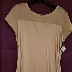 Elegant top, can be casual or dressy